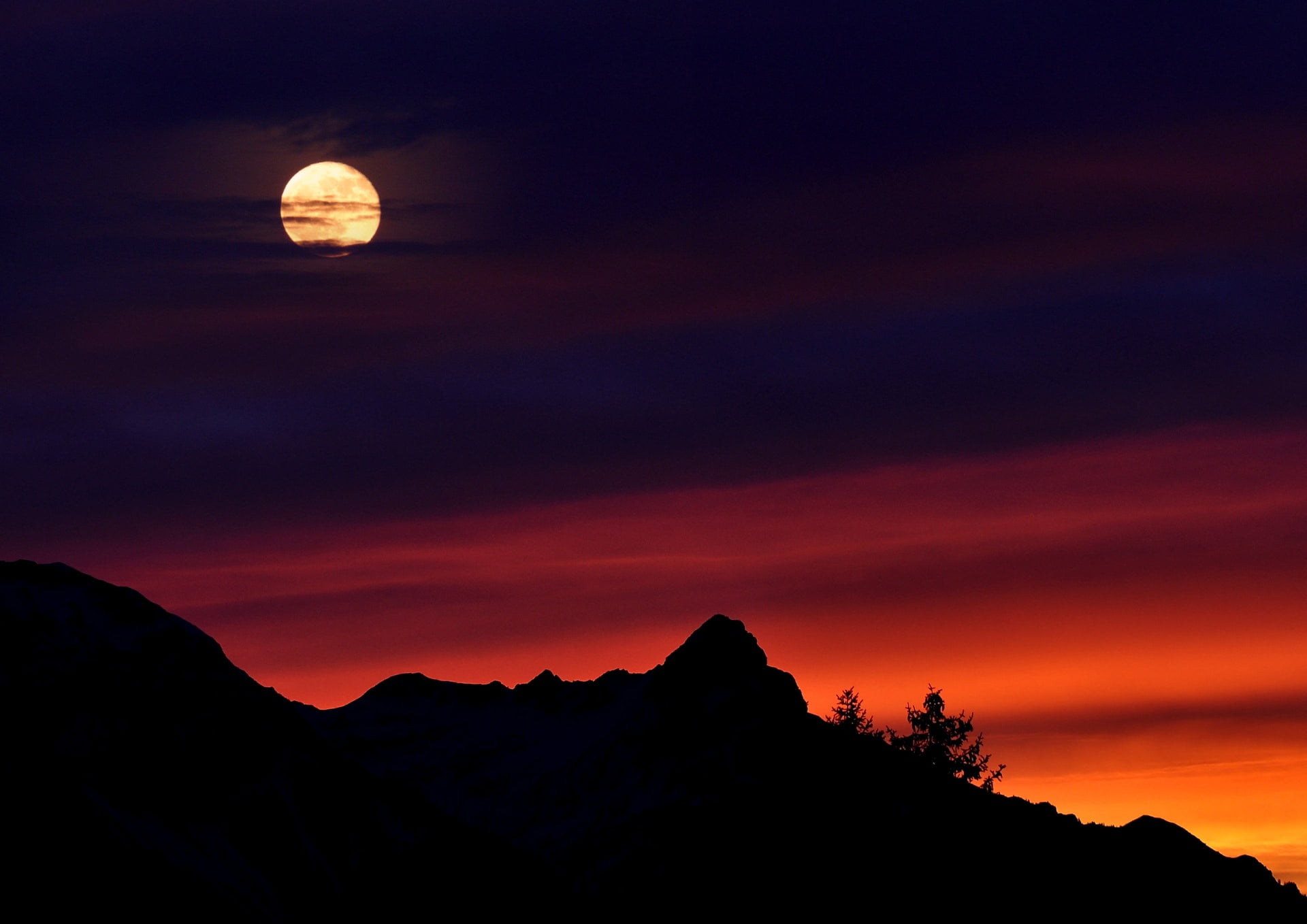 一絲｜玄明一行詩 mountains sky sunrise lighting blood moon 1